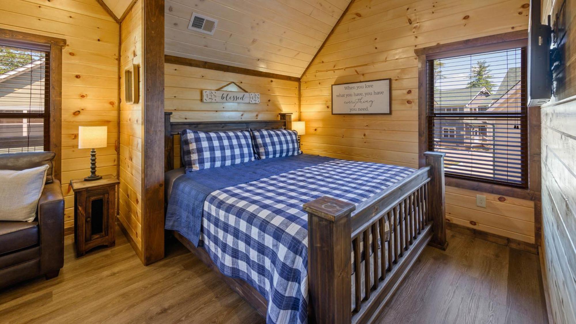 Liberty Lodge - Family Getaway With Pool, Hot Tub, Arcade & Dogs Pigeon Forge Exterior foto